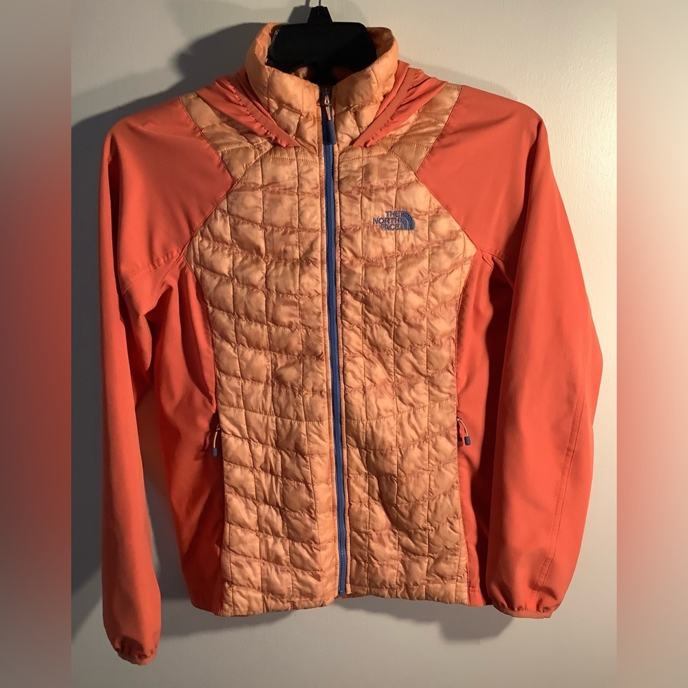 The North Face Women's Hoodie ThermoBall Ski Jacket
Orange Size M